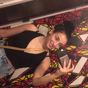 Meet your Posher, Ayah